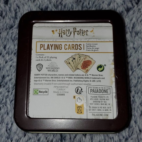 Paladone Harry Potter Playing Cards with Hogwarts House Crests in Tin, New - Picture 4 of 4